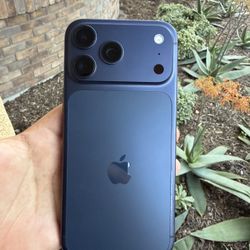 iPhone 17 Pro Max Unlocked
