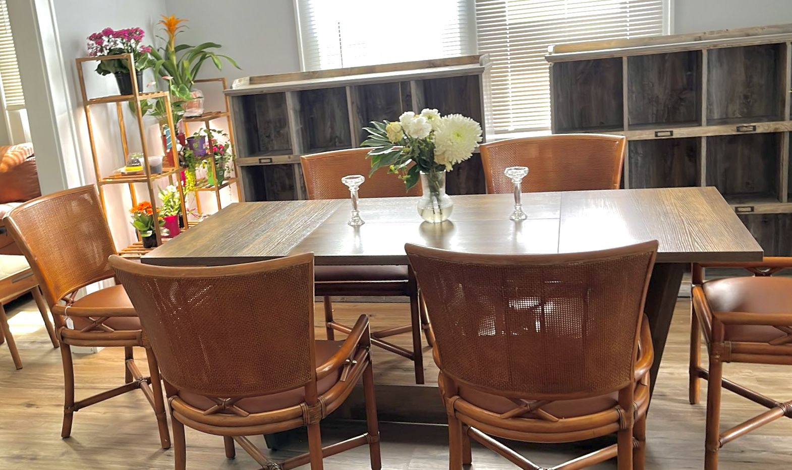 Farmhousew wood style dining table set - 6 chairs