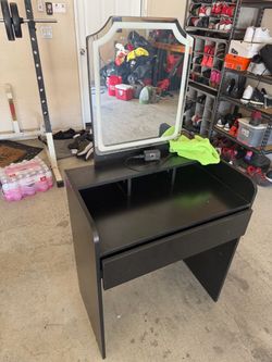 Makeup Vanity