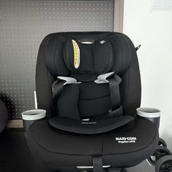Maxi Cosi Magellan lift fit All In One Car Seat