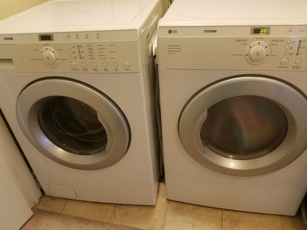 LG TROMM Front load Washer and Dryer