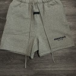 essential shorts