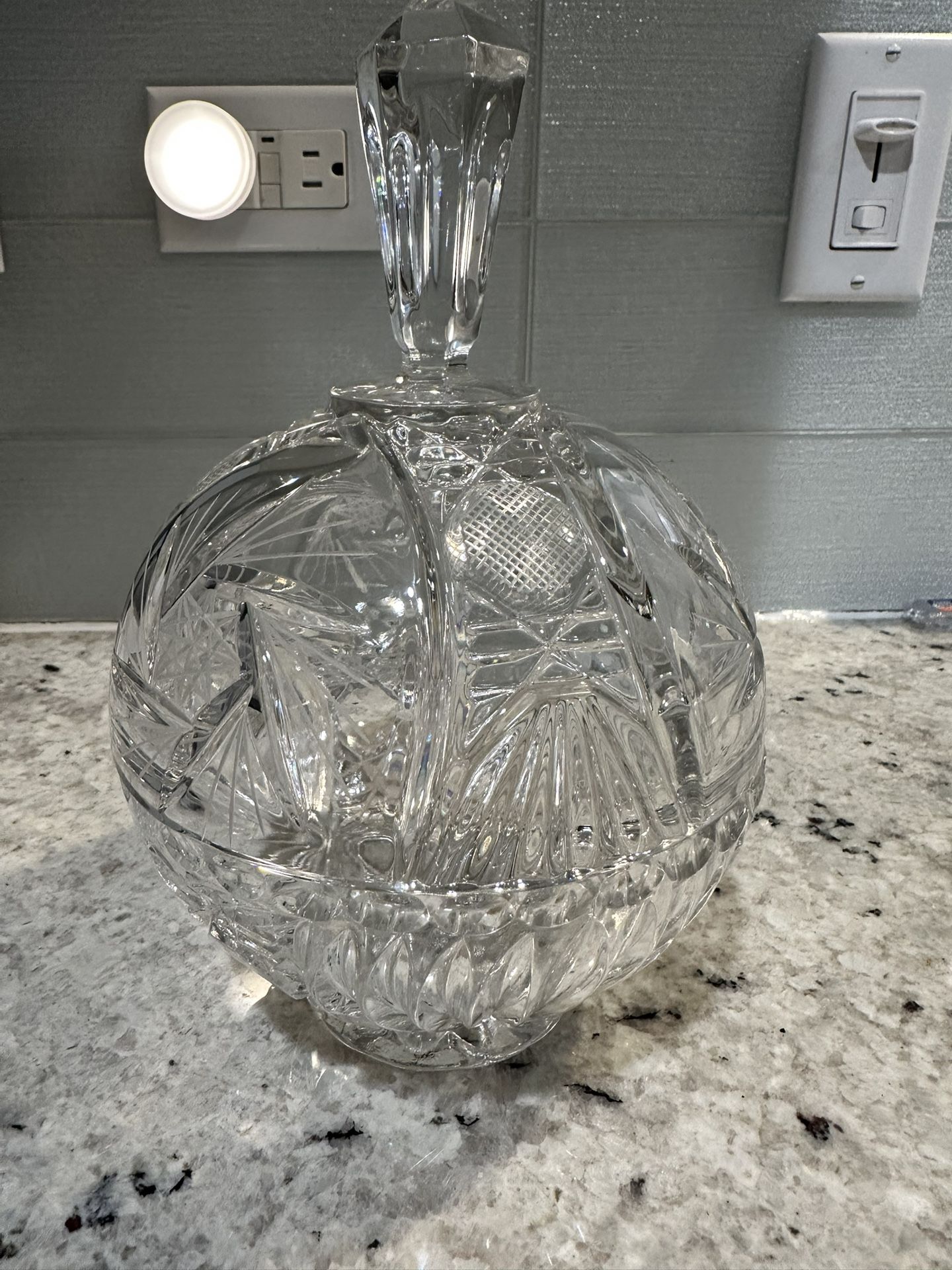 Vintage Crystal Globe Candy Dish w/beautiful Design