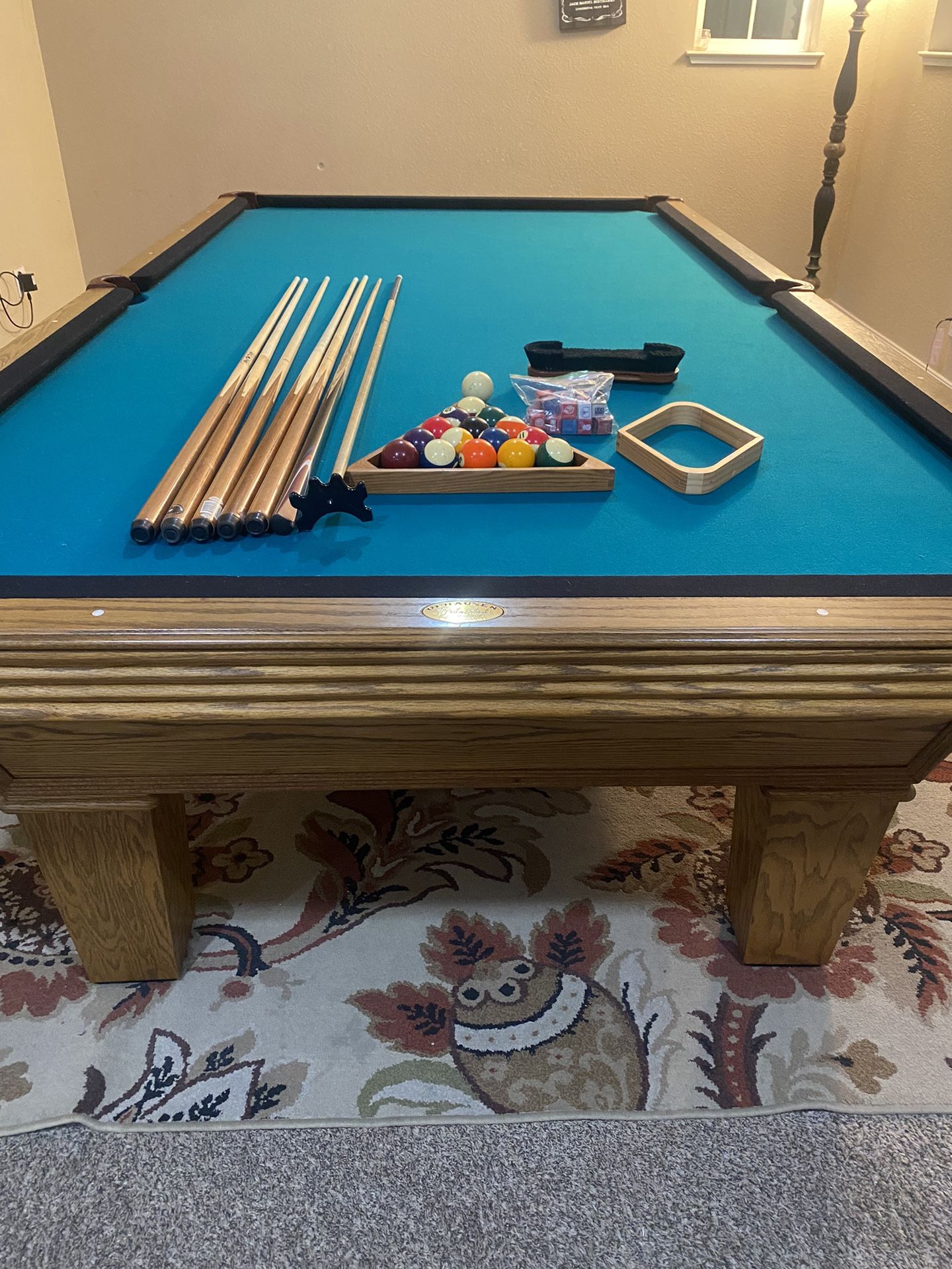 Pool / Snooker Table