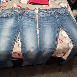 Rock Revival Jeans 