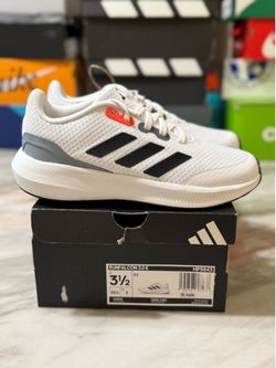 Adidas RUNFALCON 3.0 K (Size 3.5Y)