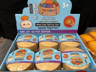 Squishy Bun Rainbow Mystery Fidget Toy
