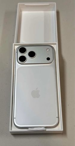 iPhone 17 AIR only $695 NEW Wunlocked Pd Off 100% Battery open box item