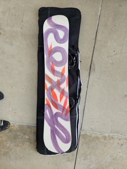 Roxy Snowboard With Bindings