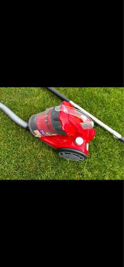 Dirt Devil Featherlight Bagless Canister Vacuum Cleaner SD40120