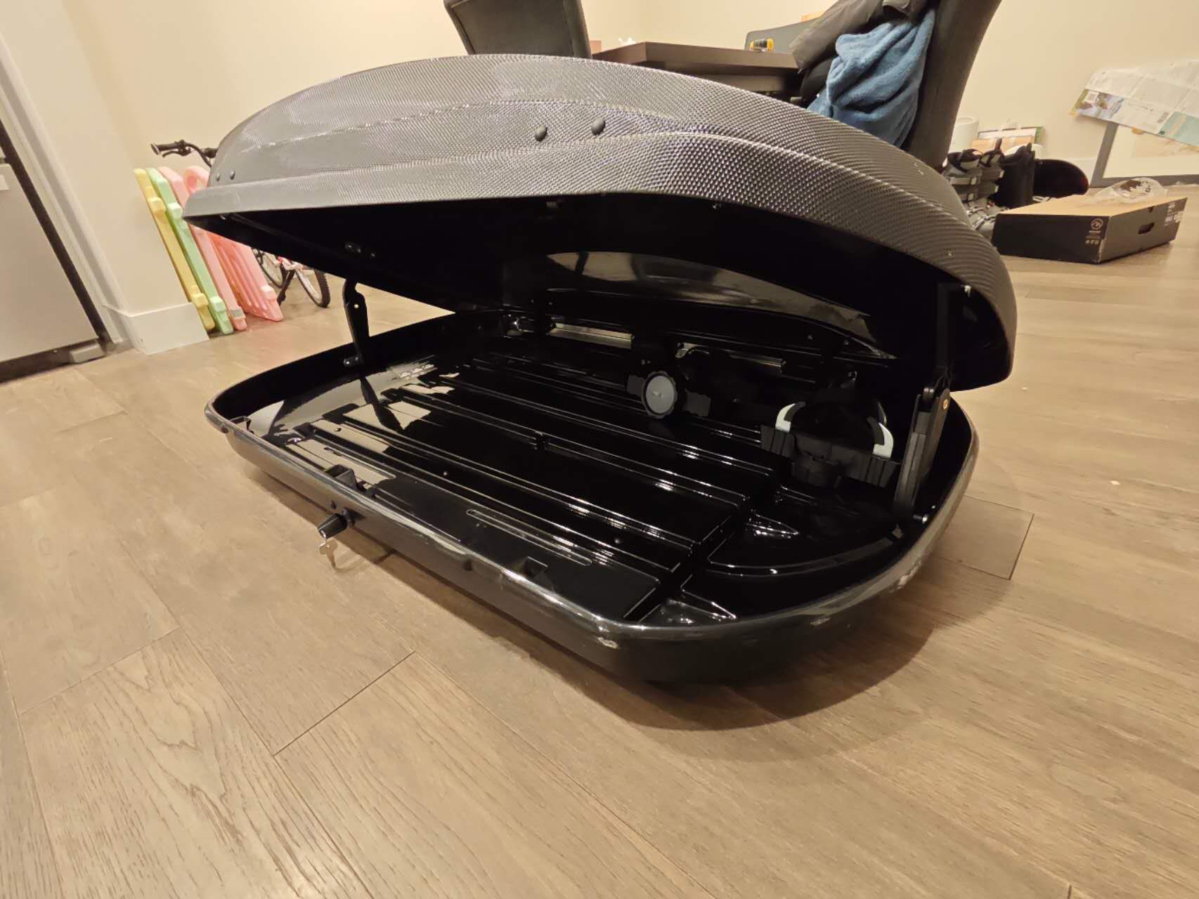 Rooftop Carrier Box + Rack