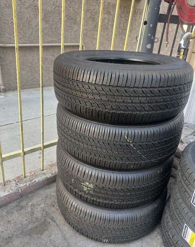 4 Semi New Tires 245/65/17 Bridgeston Dueler