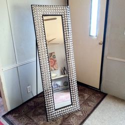 LIKE NEW "HOBBY LOBBY" FREESTANDING "RHINESTONE" FULL LENGTH MIRROR 