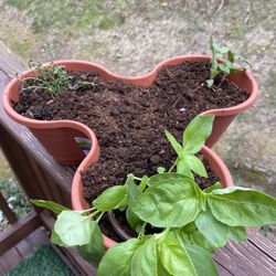 Stackable Herb Or Vegetable Or Flower Pot