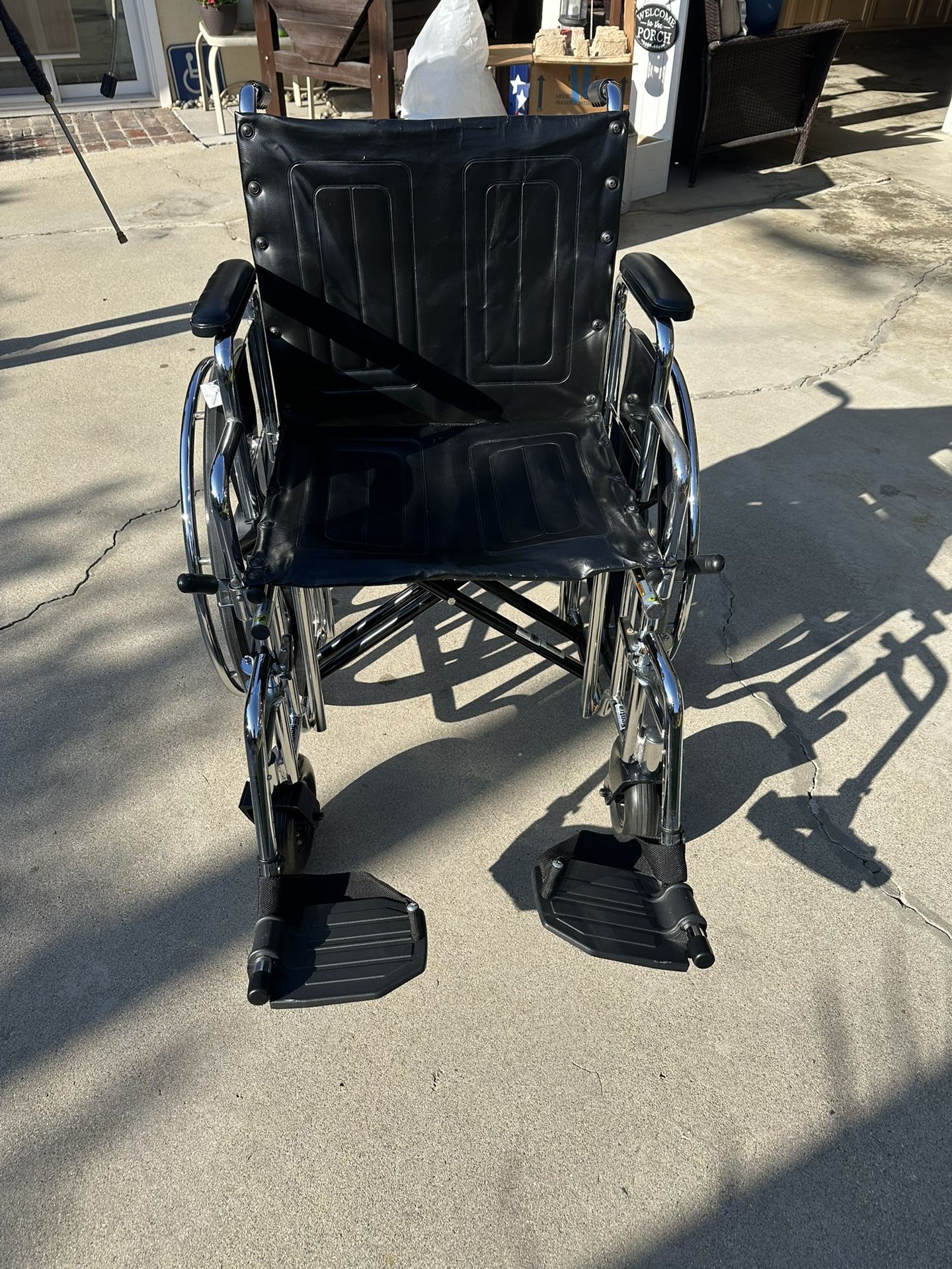 Sentra Heavy Duty Wheelchair with Detachable Desk Arms