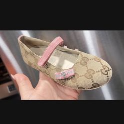 zapatos de niña size 12 GUCCI MARY JANE