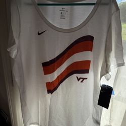 Nike Women’s Va Tech White Tee. NWT