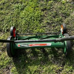 Scott’s Classic 20 reel mower