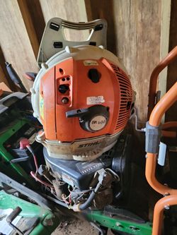 Stihl BR600 Backpack Blower