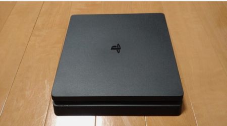 PS4 Slim