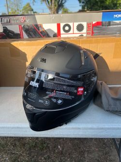 Motorcycle helmet