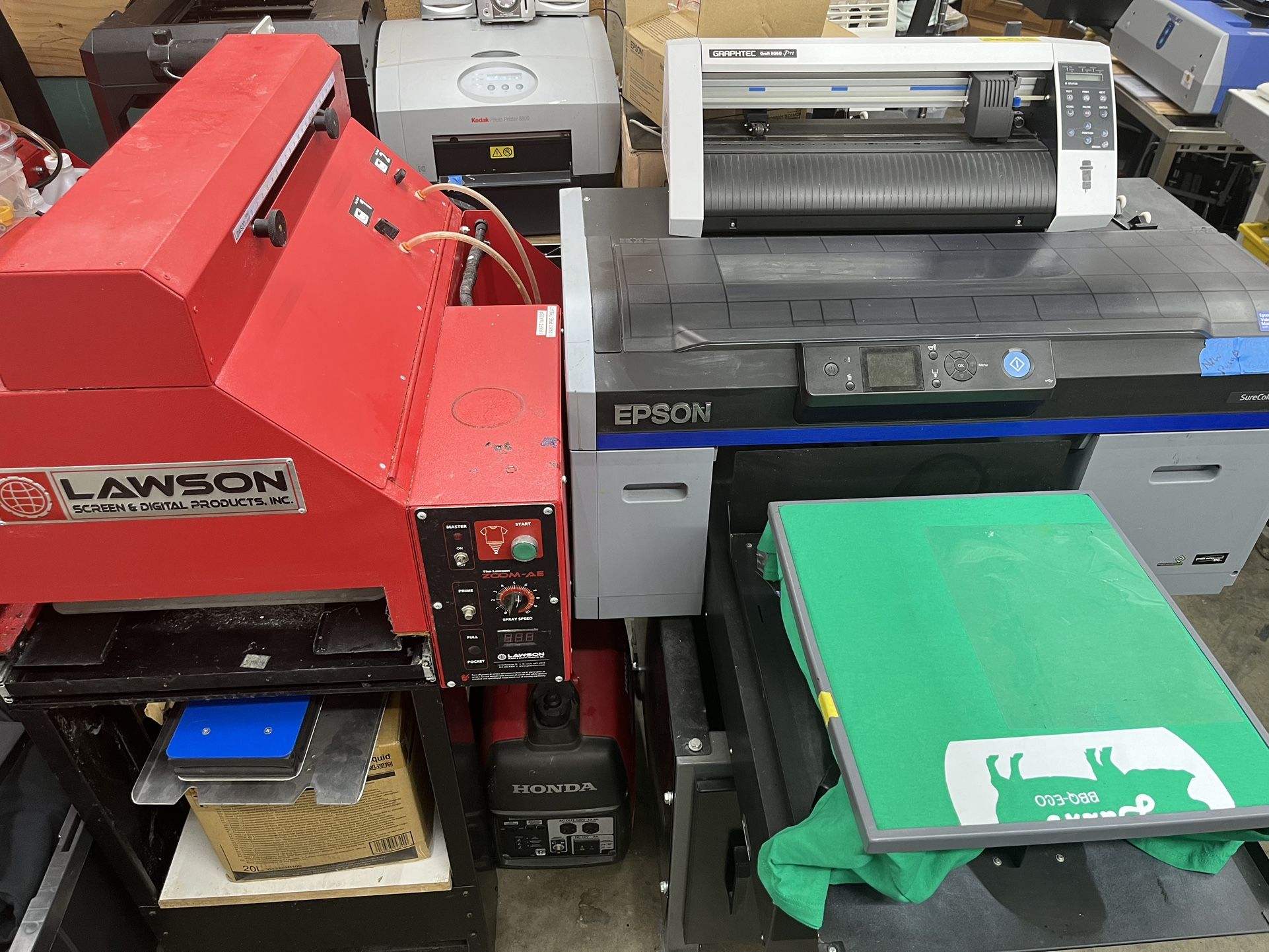 Epson F2100 DTG/DTF Printer and  Pretreated Machine 