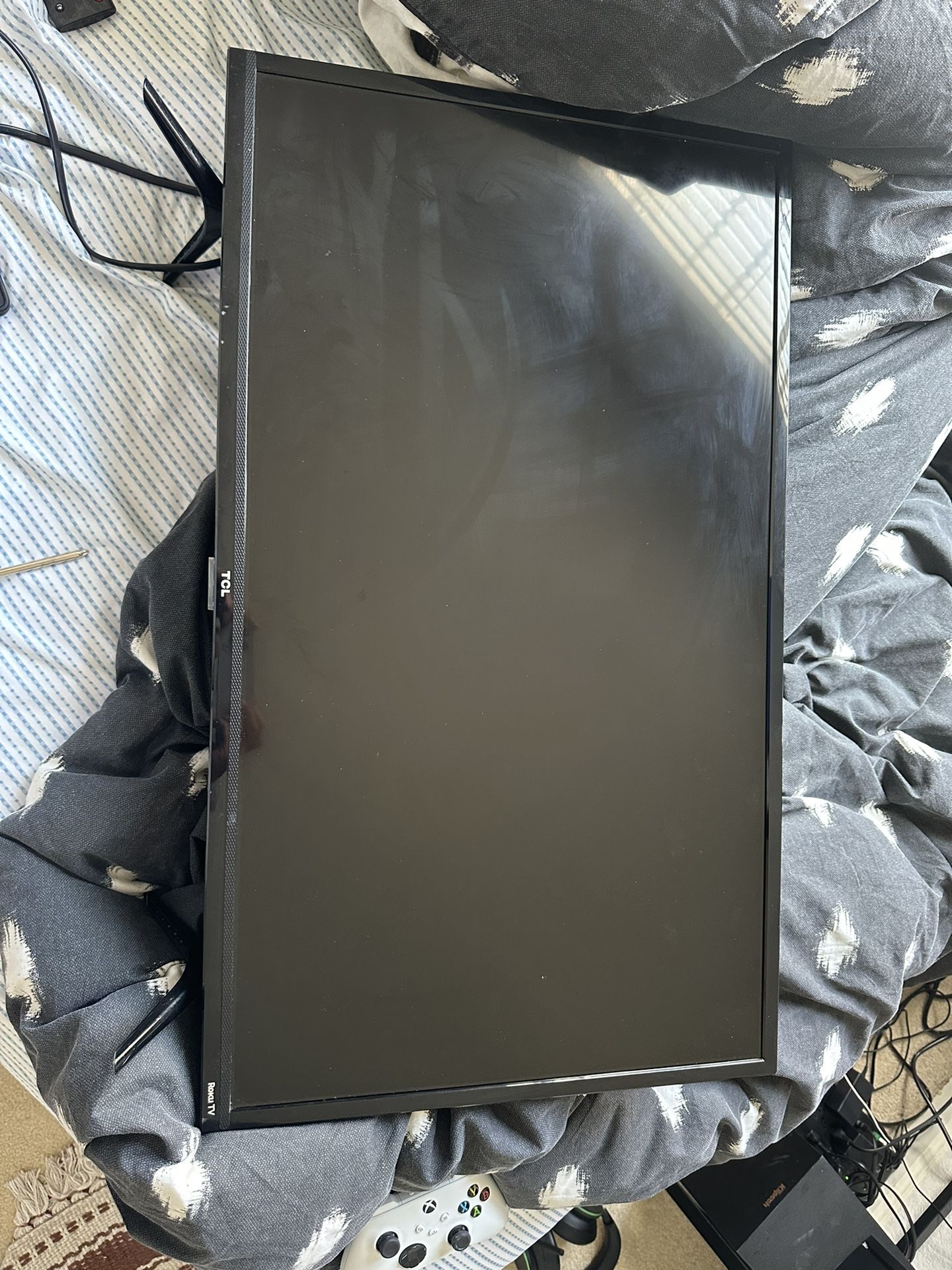 TCL 32” TV for Sale