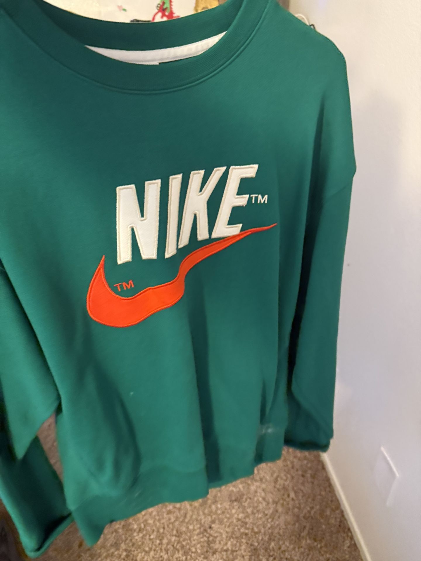 “Nike Crewneck Sweatshirt Green/Orange Swoosh”