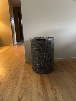 Would Market Rattan basket with lid