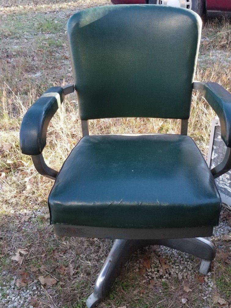 VINTAGE INDUSTRIAL "HARTER" TANKER DESK OFFICE CHAIR MID CENTERY INDUSTRIAL AGE