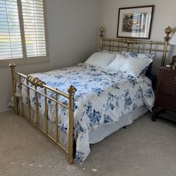 Vintage Polished Brass Queen Bed Frame With Mattress And Box Spring
