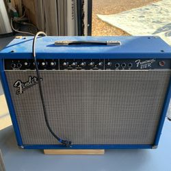 Fender Frontman 212r