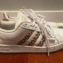 Adidas Women’s White Sneakers 