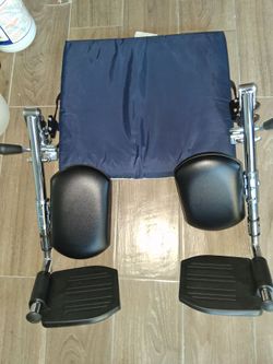 Wheelchair accessories ( Read Description)