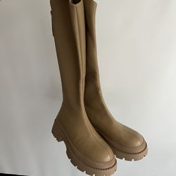 Sock Fit Platform Boot