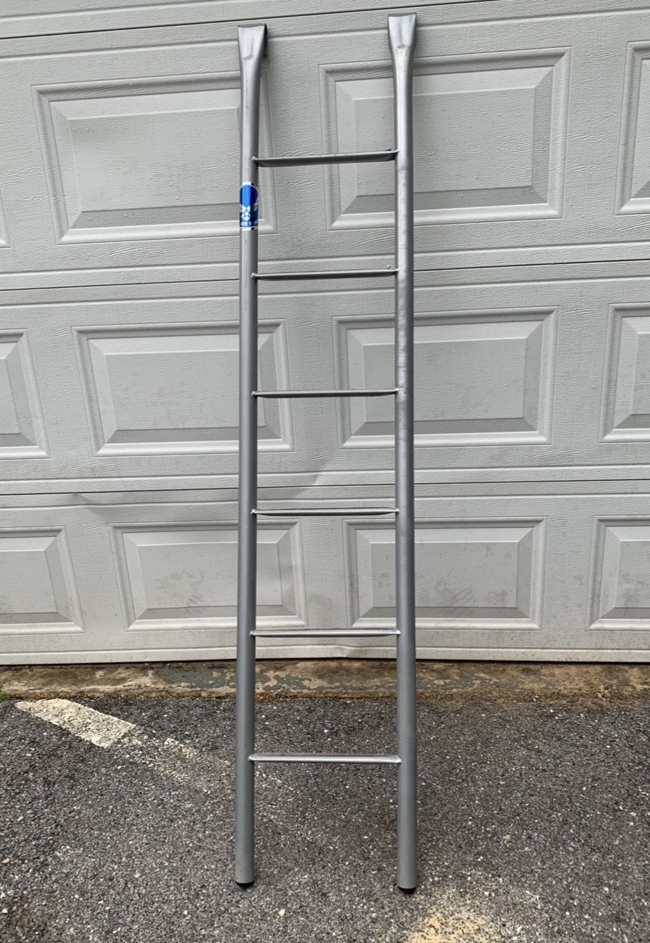 Anti-Slip RV Bunk Ladder, 70” Integrated Heavy Duty Steel Camper Bunk Bed Ladder