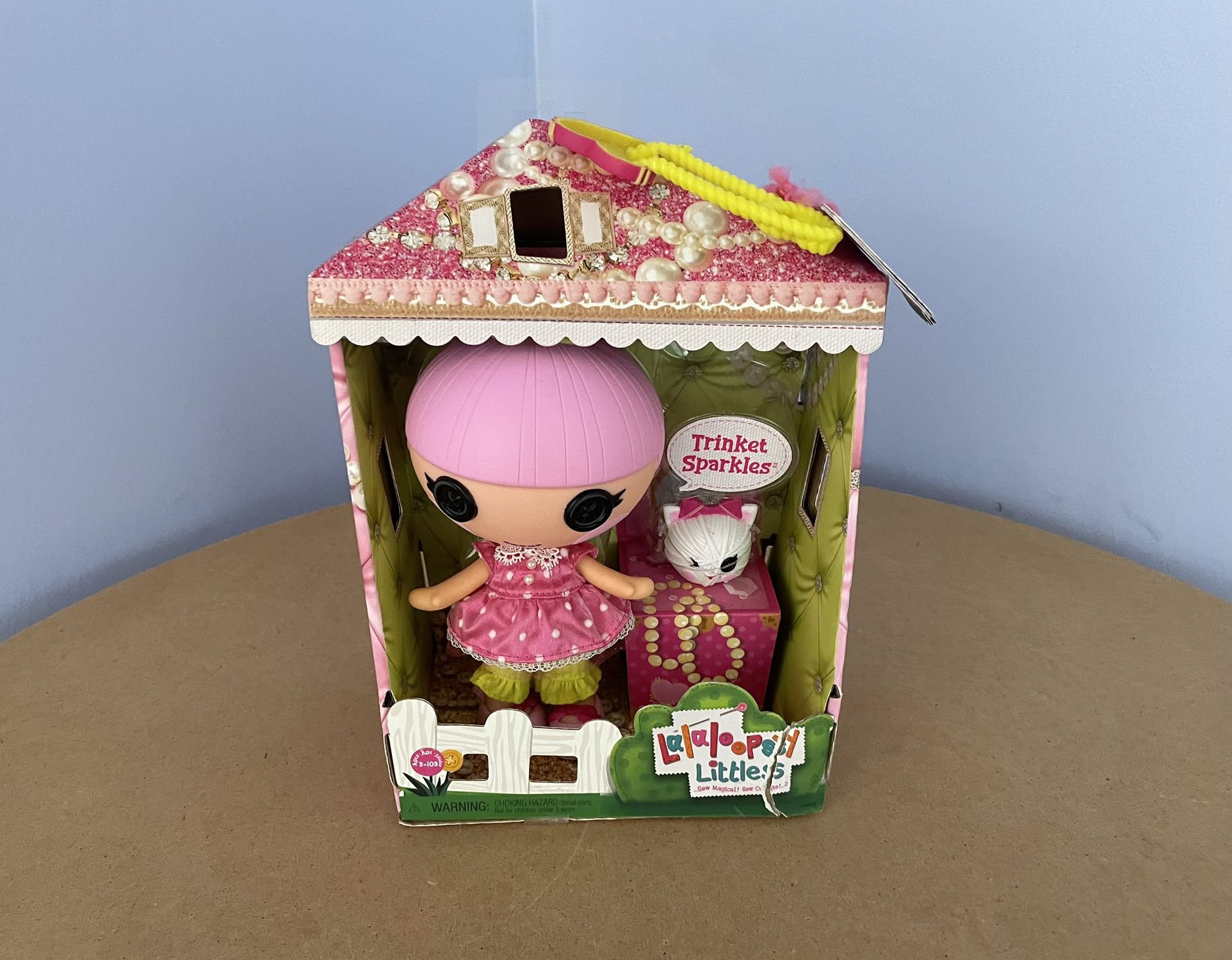 MGA  Inc..Lalaloopsy Doll And Trinket Sparkles 