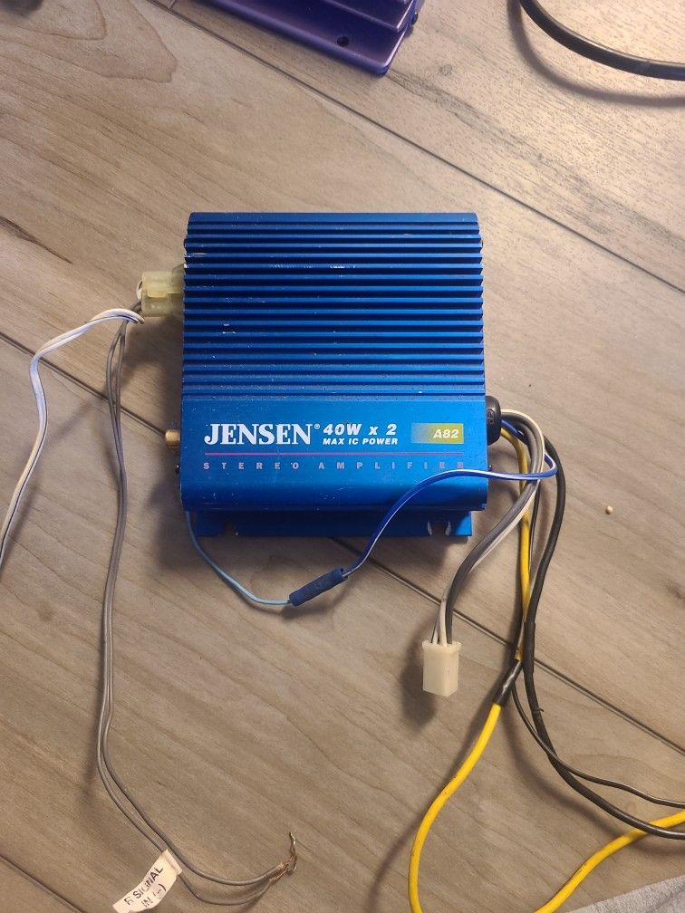 Jensen Stereo Amplifier