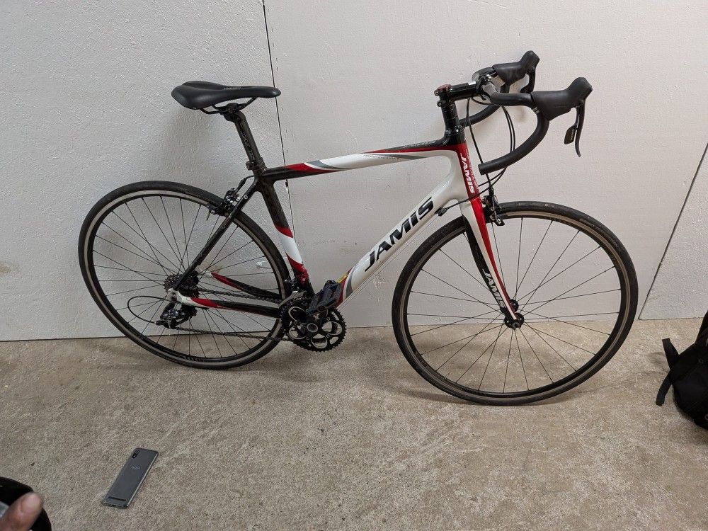 ⭐Jamis Ventura Race- Carbon Fiber Road Bicycle ⭐