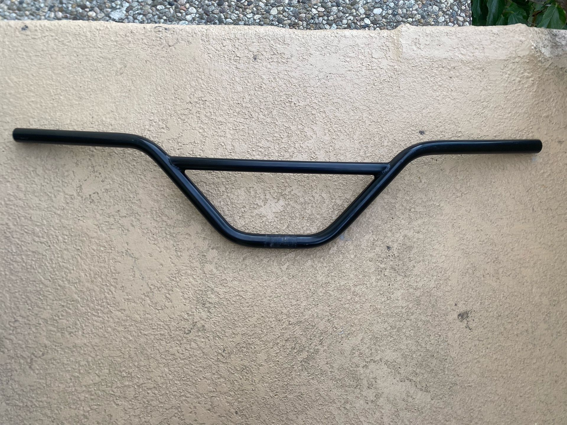 Stock Throne Bars