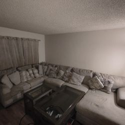 Couches  Sectional 