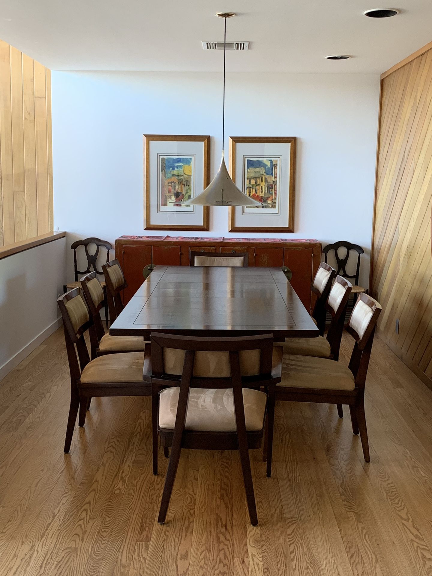 Brownstone Bancroft 9 piece dining table and chairs plus leaf