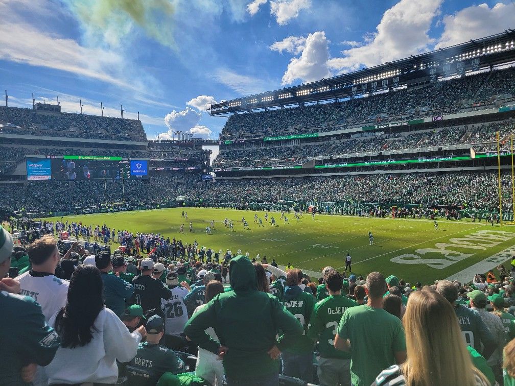 EAGLES vs Raiders - 2 LOWER LEVEL SEATS. $325/each!