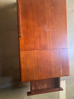 Table high 9 inch Welth 27 inch with drawer