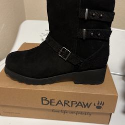 Women Bear Paw Boots