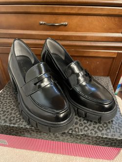 Me Too Penny Loafers Black Size 7.5M