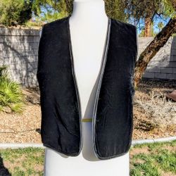 Classic Black Reversible Women's Small Velvet and Quilted Vest Design Top EUC