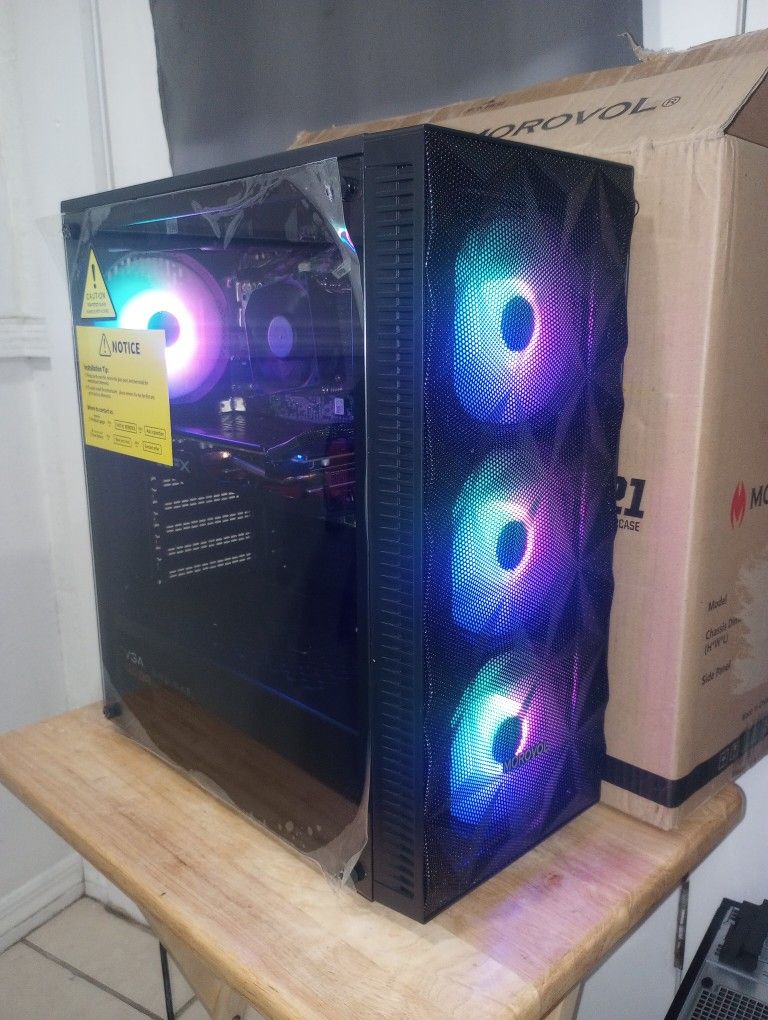 Newly Built Gaming & Streaming PC / intel i7/ RX 570/ 16gb ram/SSD+ HDD/ Wifi/ 144fps Fortnite 