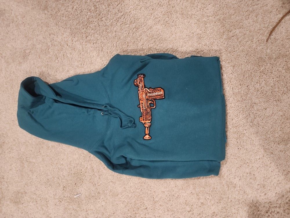 Supreme XL Water Gun Embroidered Hooded Sweatshirt Like New Never Washed, Tried On Once