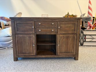 Dining Server
